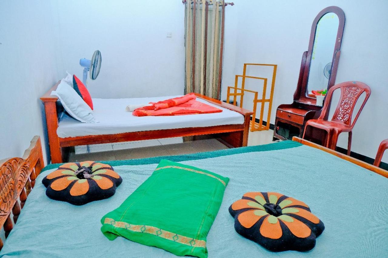 Ninety Nine Grand Hotel Badulla Esterno foto