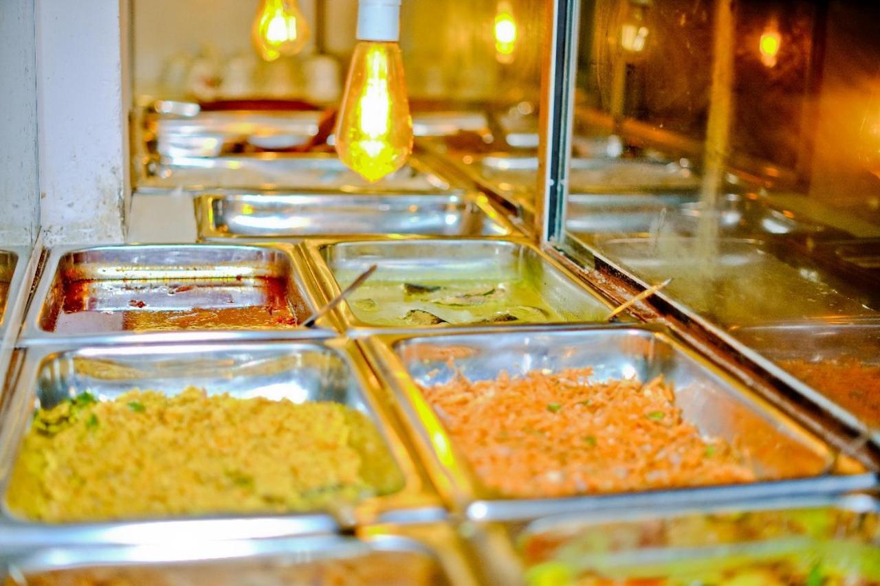 Ninety Nine Grand Hotel Badulla Esterno foto